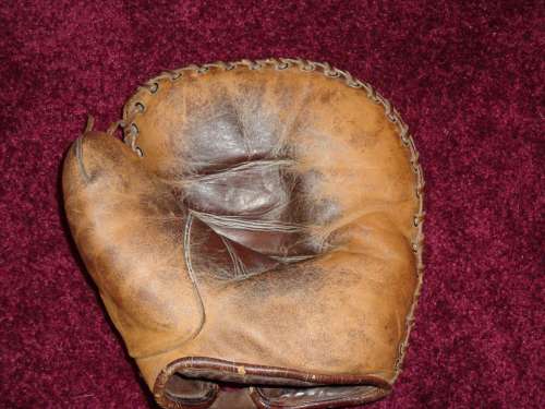 D&M Basemitt Front 1